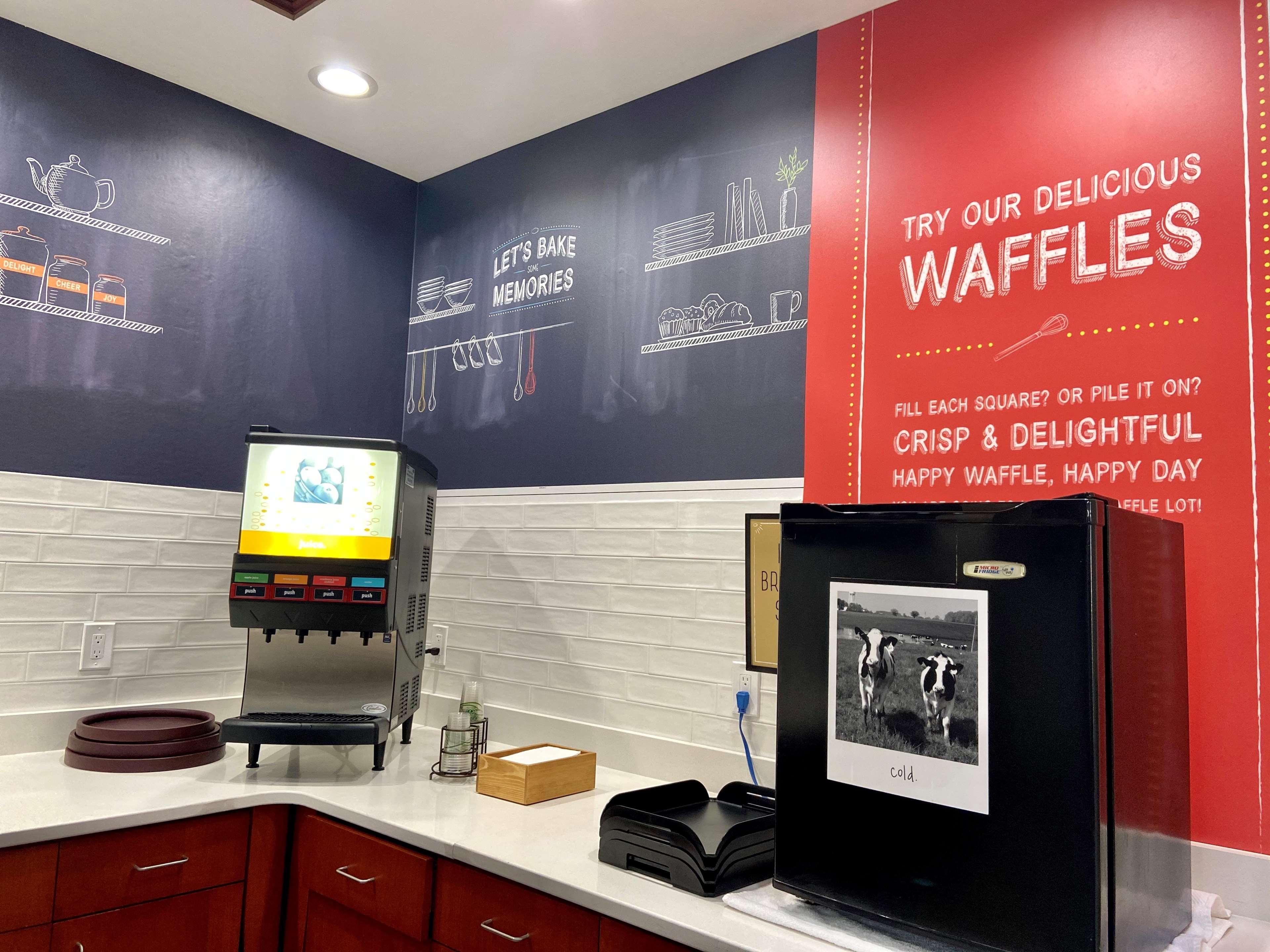 Hampton Inn & Suites Knoxville-Downtown Екстер'єр фото