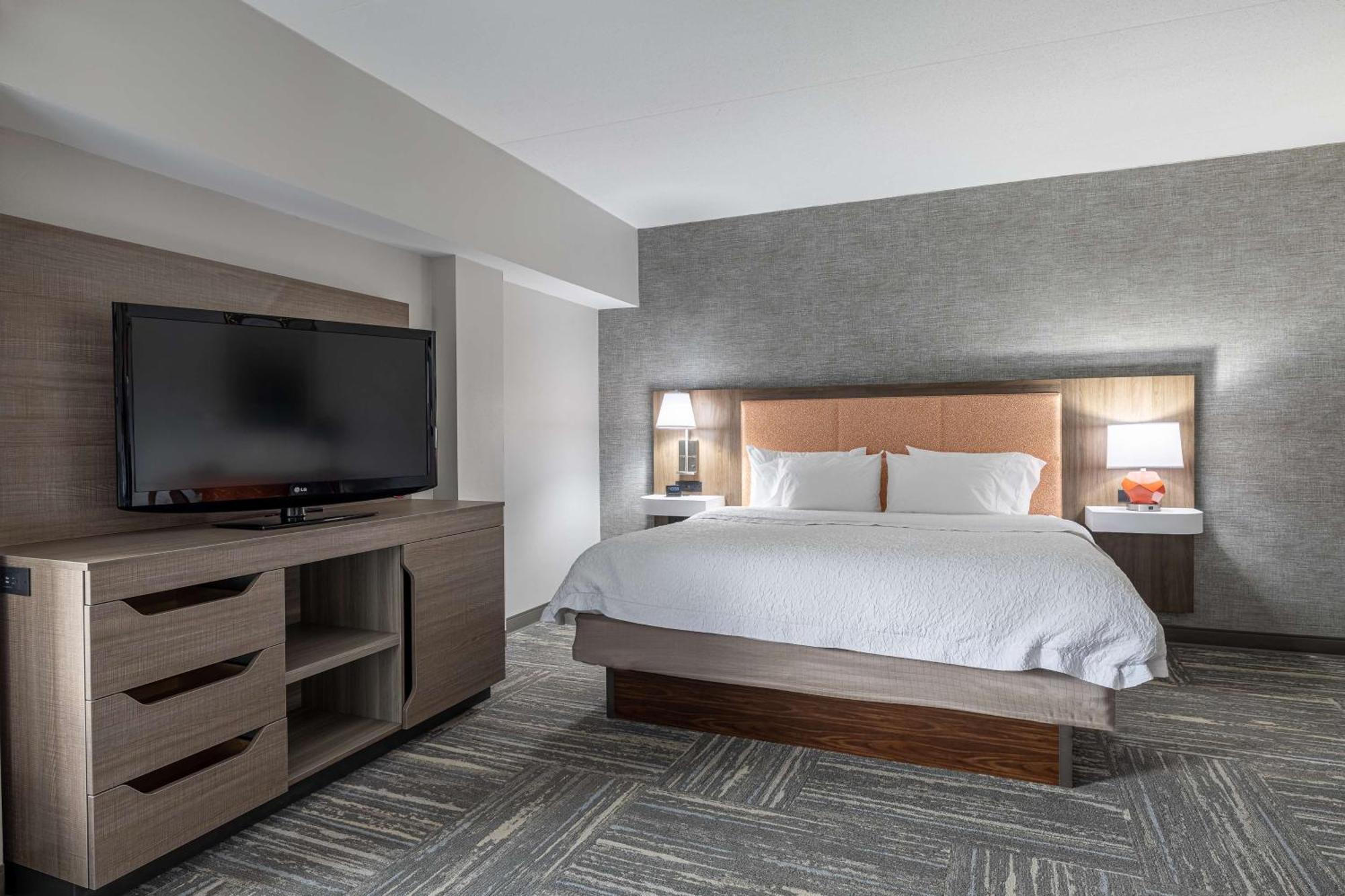 Hampton Inn & Suites Knoxville-Downtown Екстер'єр фото