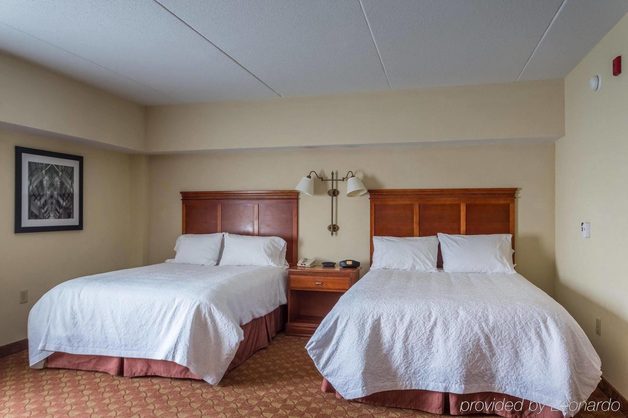Hampton Inn & Suites Knoxville-Downtown Екстер'єр фото