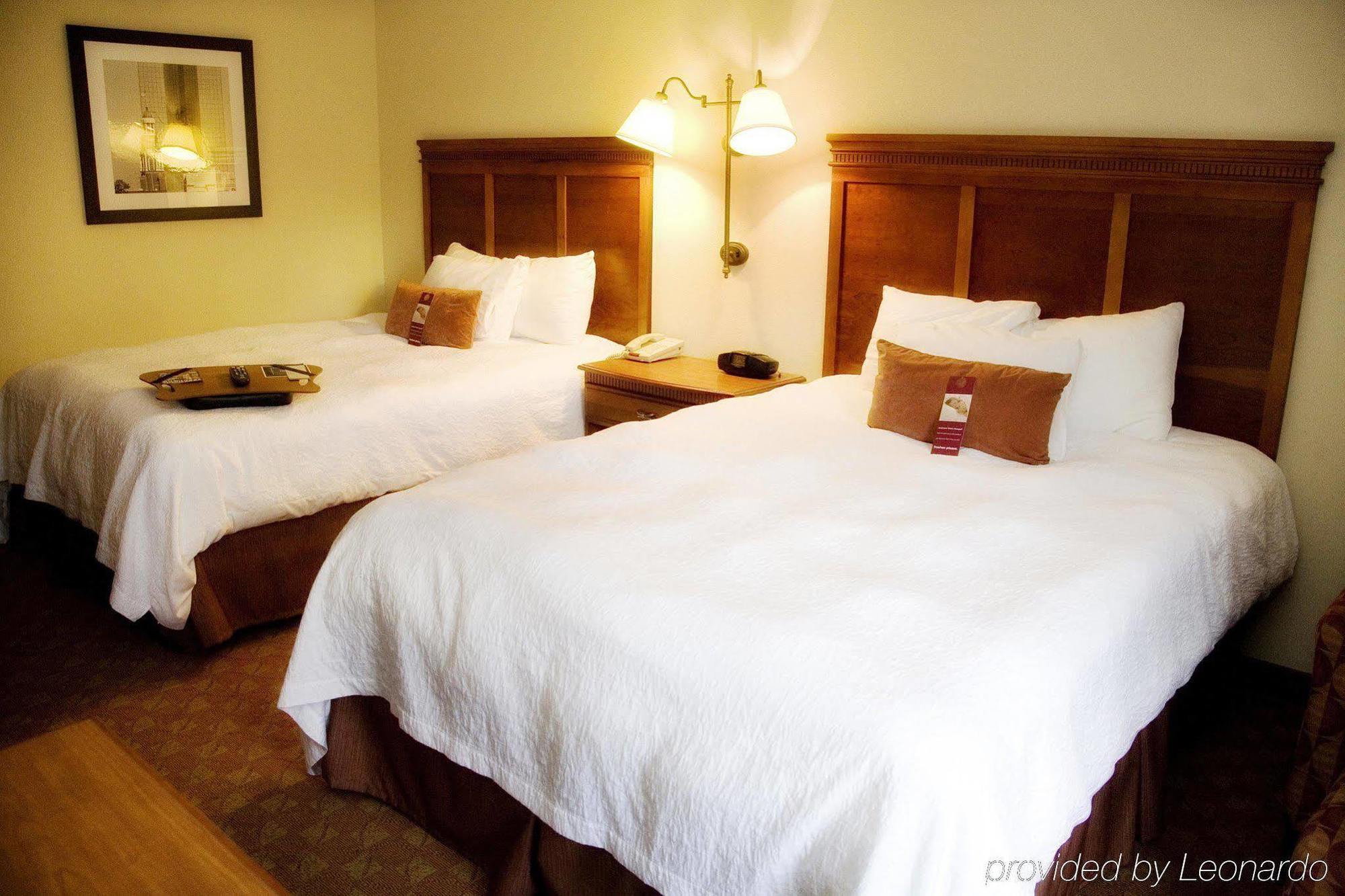 Hampton Inn & Suites Knoxville-Downtown Екстер'єр фото