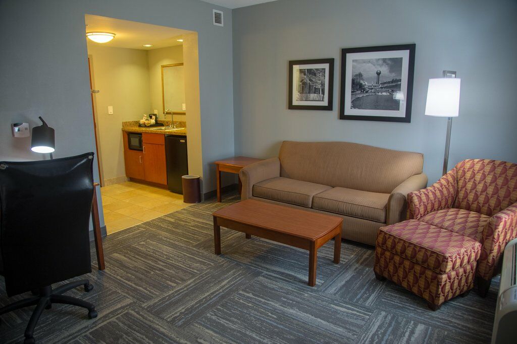 Hampton Inn & Suites Knoxville-Downtown Екстер'єр фото